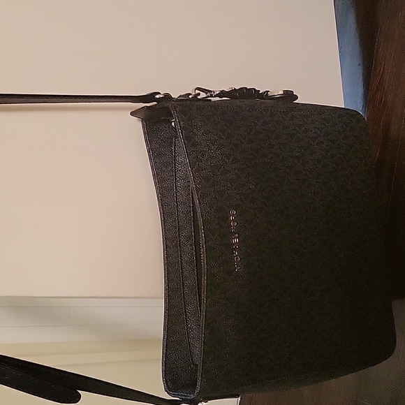 Purse - Picture 8 of 10